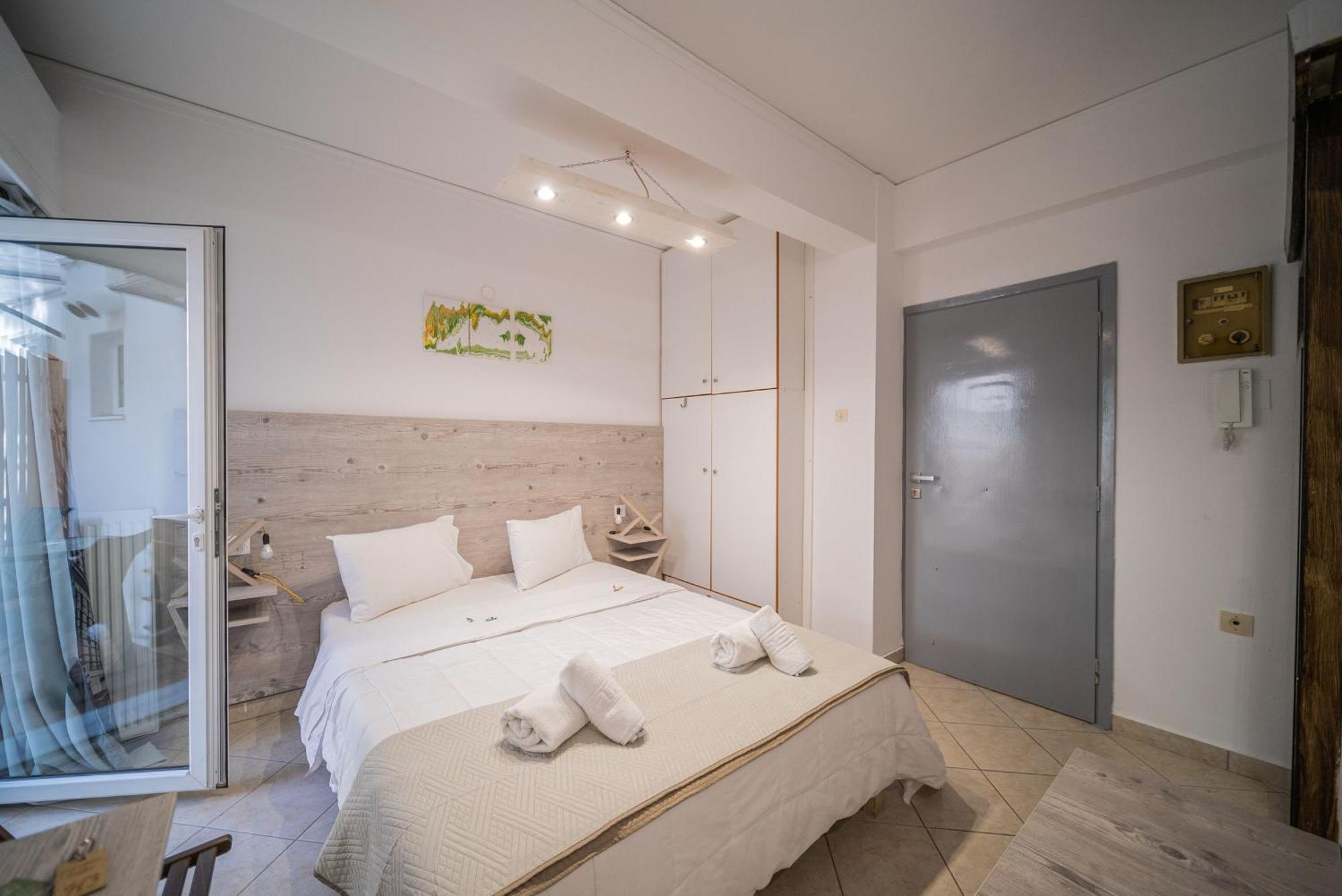 City Center Studios By Cretan Houses 伊拉克利翁 外观 照片